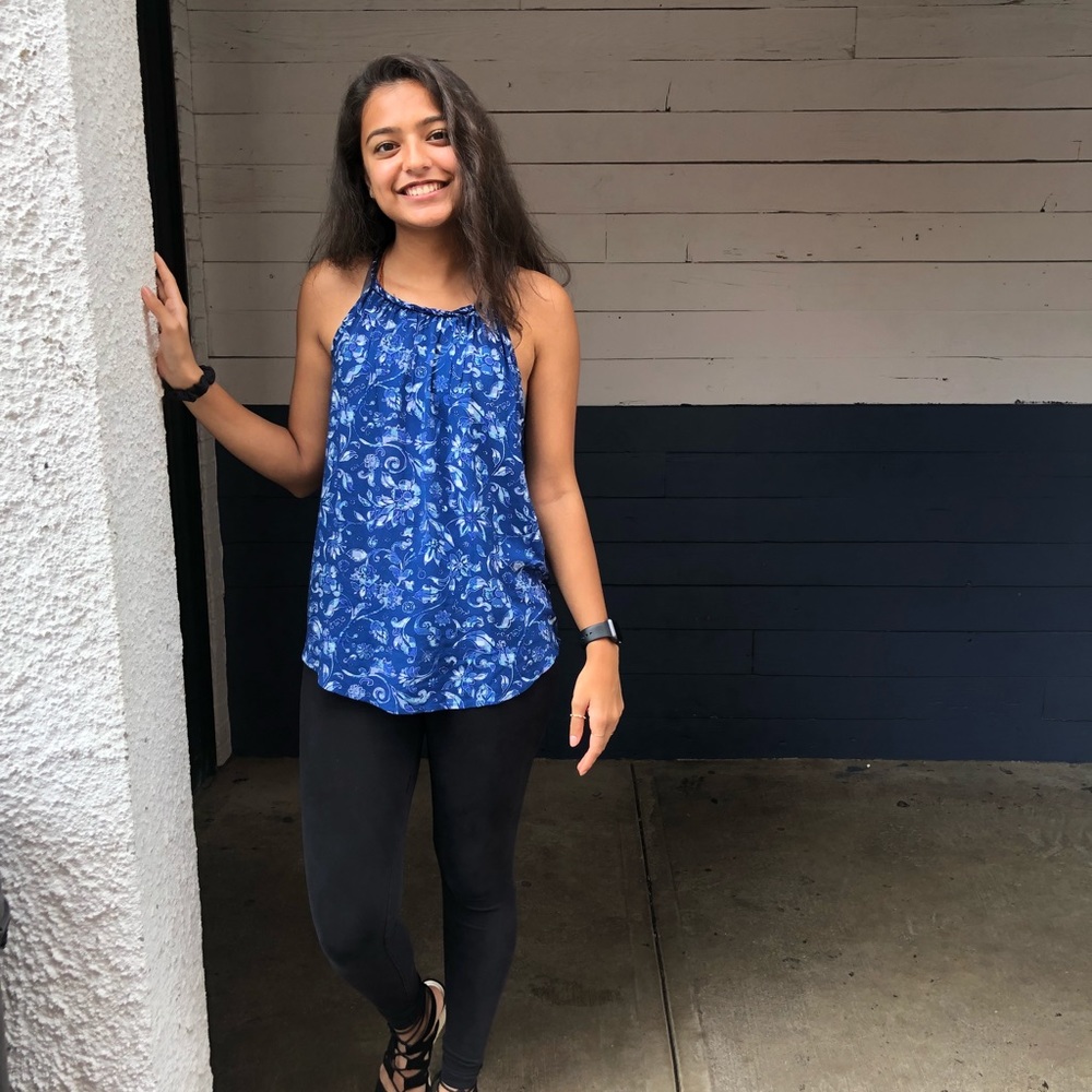 Meet your Posher, Nidhi